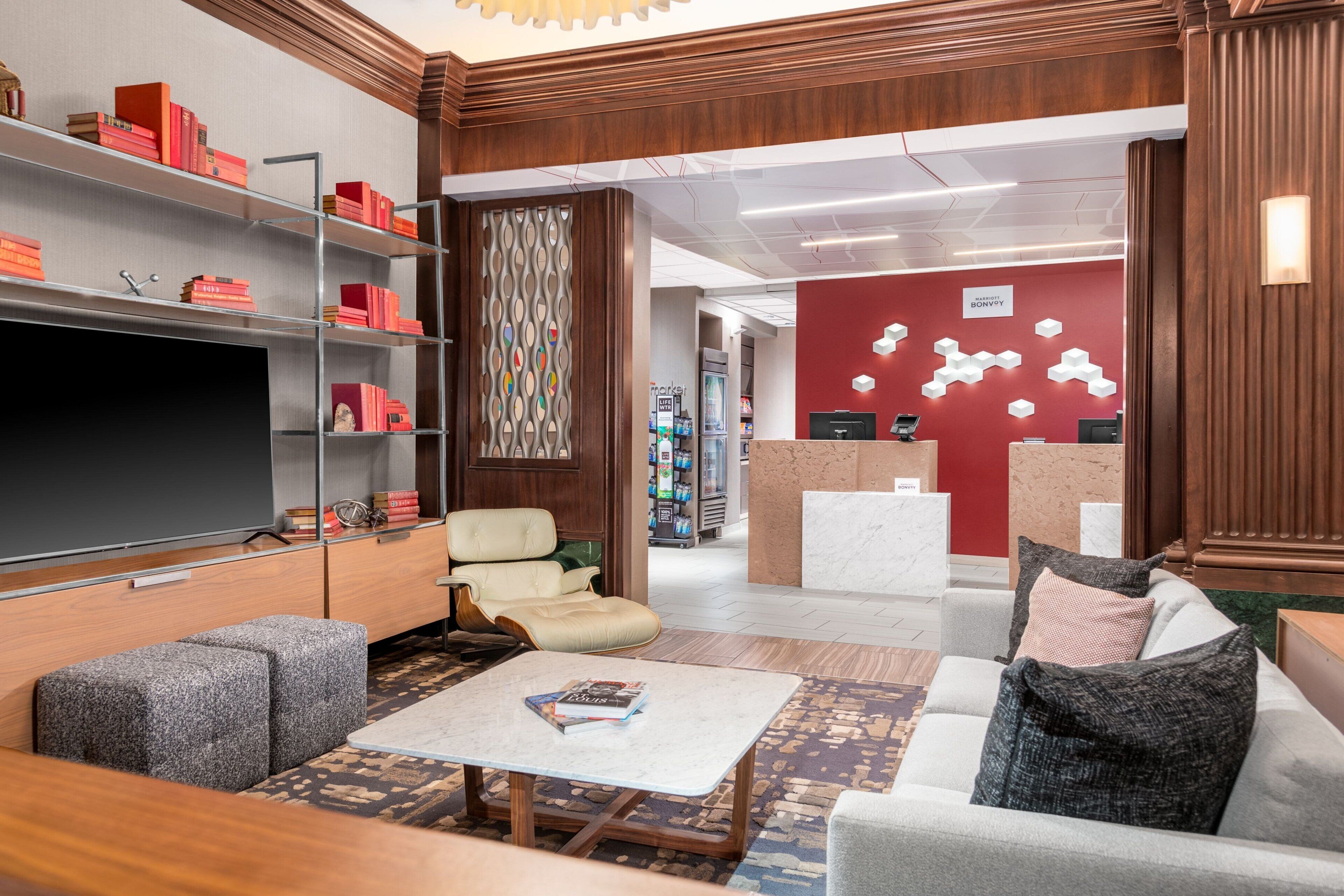 Lobby lounge