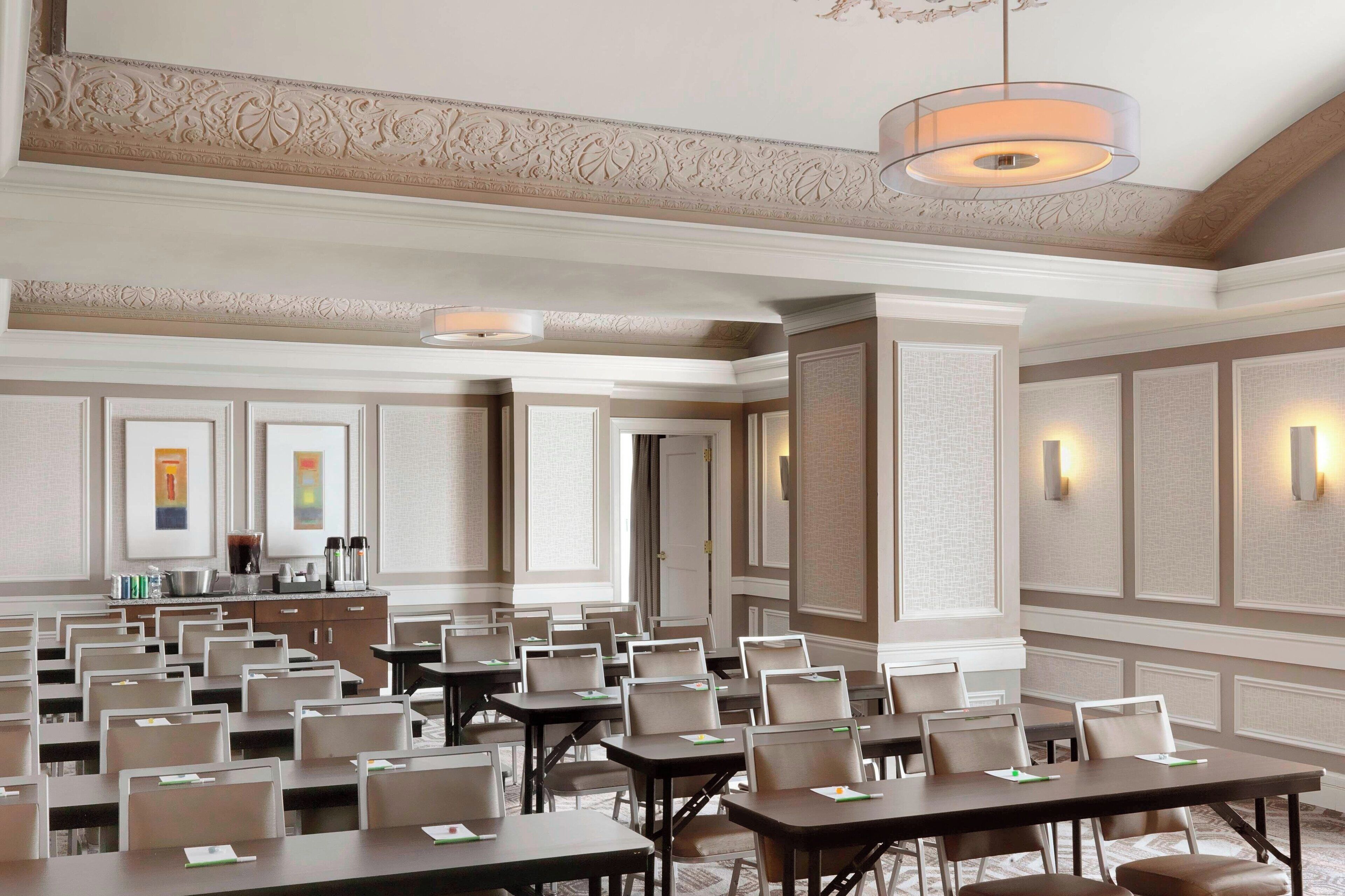 Meeting space at the Courtyard